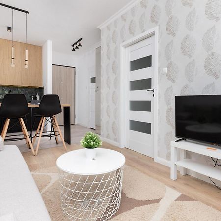 Starowiejska Apartment With Balcony Next To Arena Gdansk Stadium By Noclegi Renters Luaran gambar